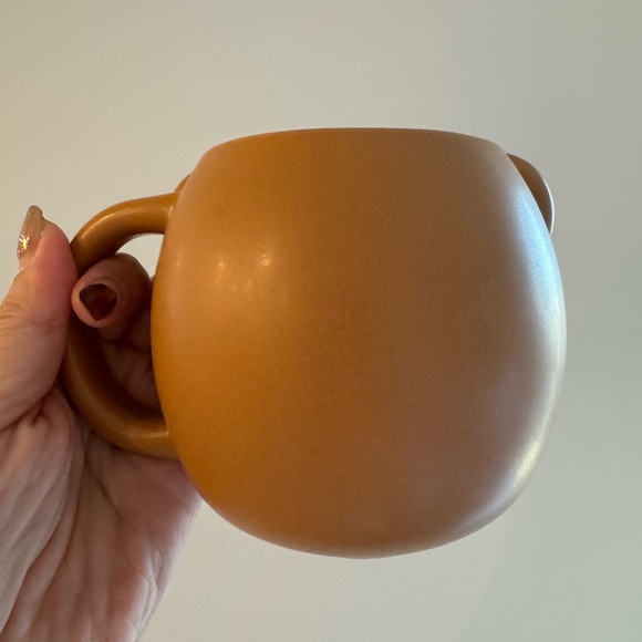 New Starbucks Bear Mug - Picture 3 of 3